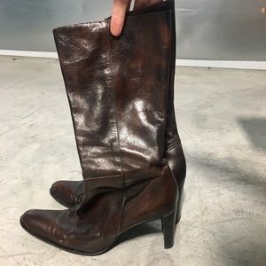 Beautiful Kenneth Cole midcalf leather boot